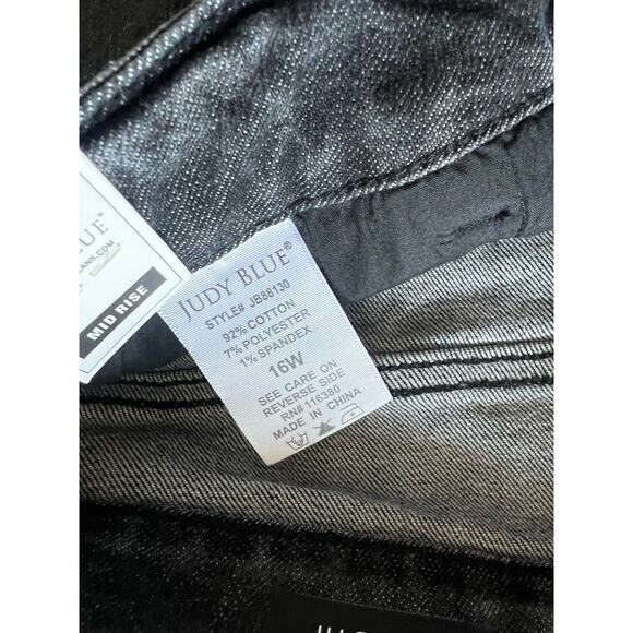 NWT Judy Blue Boyfriend Fit Cuffed Jeans Sz 16W Women’s JB88130 Black Pants NEW - Picture 11 of 16
